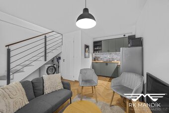 Prodej byty 2+kk, 42 m² - Praha - Karlín, ev.č. 717 - 2