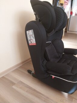 Autosedačka pro dítě - 2