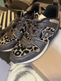 Dámské tenisky značky Replay - 2