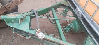 Valník s IBC nádržemi - 2