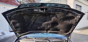 prodám kapotu na VW Boru - 2
