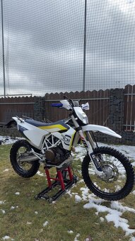 Husqvarna 701 enduro - 2