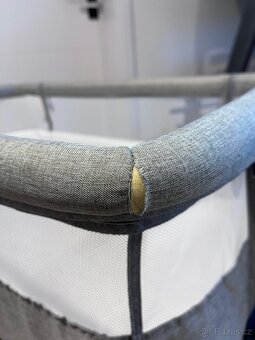 cestovní postýlka - 2