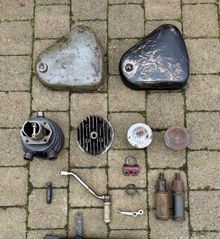 ČZ 125 B T - dily - 2