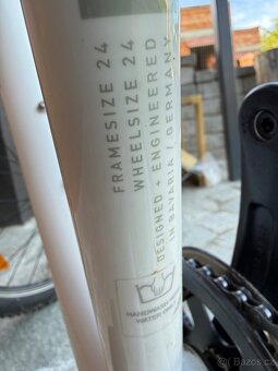 Cube Access 24” - 2