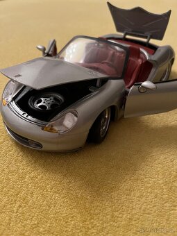 Kovovy model Porsche Boxster od Maisto - 2