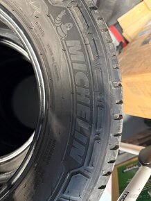 Michelin Agilis 3 235/65 R16C 115/113 - 2