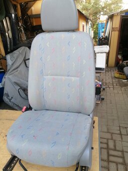 VW CRAFTER - SEDAČKA ŘIDIČE - 2
