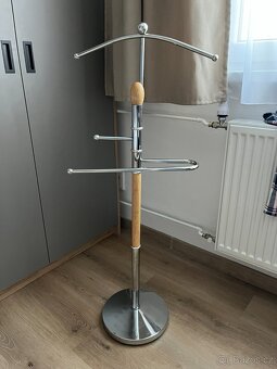 němý sluha - 2