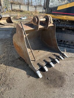Nabízím zemní práce s pásovým bagrem CAT 317 18t+Buldozer D4 - 2