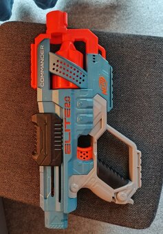NERF blaster Elite - 2