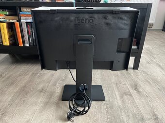 BenQ SW240 + stínítko SH240 - 2