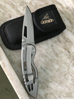 Kapesní zavírací nůž Gerber + pouzdro, ... PC 900 Kč - 2
