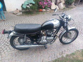 TRIUMPH T 140 - 2