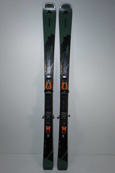 Carvingové lyže Atomic Redster Q7,8 24/25 - 2