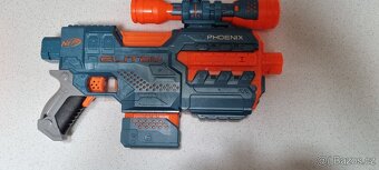 Nerf ELITE 2.0 - 2 zbraně: PHOENIX + COMMANDER - 2