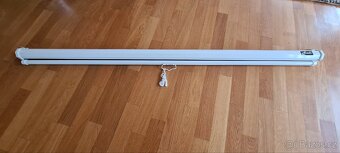 Projekcni platno AVELI, roleta, 73", (4:3) - 2