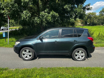 Toyota Rav4 2.2D-CAT 130kW, 4x4, SUV, Manual, Klima, Tažné - 2