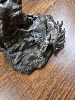 FRANTIŠEK JOSEF VELKÁ KOVOVÁ SOCHA- CÍSAŘE NA LOVU - 2