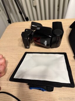 Sony a7 ii + objektiv SONY FE 28-70 mm + Příslušenství - 2