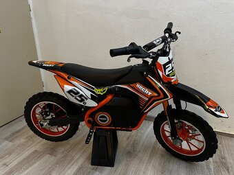 Elektromotorka Hecht - 2