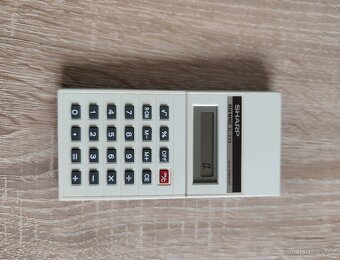 KALKULAČKA SHARP ELSI MATE EL-220 PRO SBĚRATELE - 2