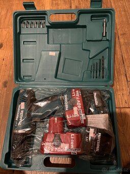 AKU vrtačka a vrtačka s flexou - 2