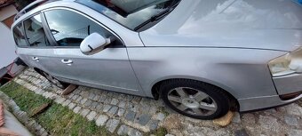 Volkswagen Passat B6 2.0 T (2007) - 2