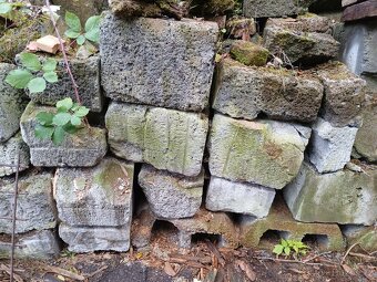 Tvárnice škvárovky - 2