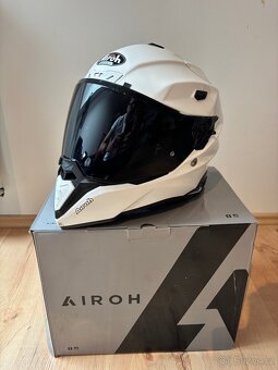 Přilba Airoh Commander White Gloss S - 2