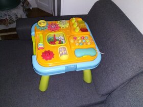 Interaktivní edukační oboustranný dětský stolek - 2