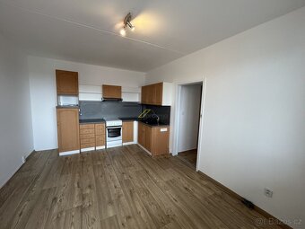 Pronájem bytu 2+kk, 48m2, K. Chocholy, České Budějovice - 2