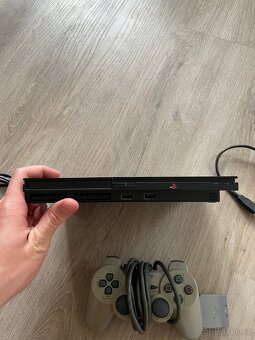 Playstation 2 slim - 2