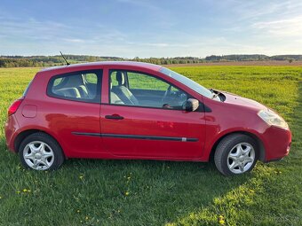 Renault clio - 2