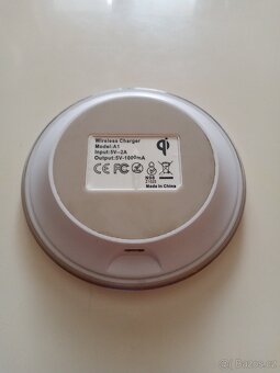 Bezdrátová nabíječka, mobil,hodinky atd_ 5v 1000mA - 2