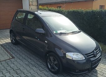 VW FOX . 1.2 HTP NAJETO 110000 KM rok:2012 - 2