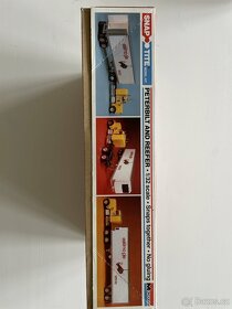 Kamion s návěsem Peterbilt 1/32 - rarita - 2