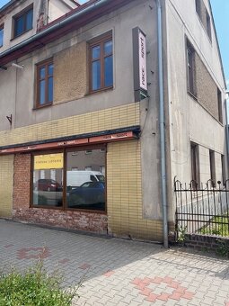 Pronajmu prodejní,kancelářské prostory v centru Nová Paka - 2
