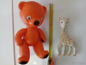 Retro medvídek + 2x s kovovým pískátkem a jiné - 2
