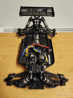 RC Xray XB8 1:8 - 2022 - 2