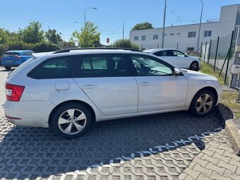 Škoda Octavia Combi 1,6TDI / 85kW ve výbavě Ambition plus - 2