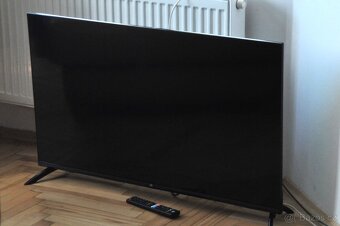 Zánovní 43" 4K LED Smart TV - 2
