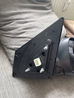 Pravé zrcátko Hyundai Elantra V 10-16, elektrické, černé - 2