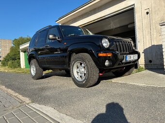 Jeep KJ Cherokee/Liberty Limited 3.7 (3,7) - 2