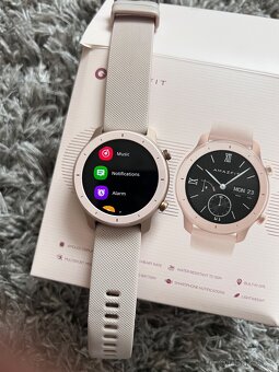 Chytré hodinky Amazfit GTR 42 mm - 2