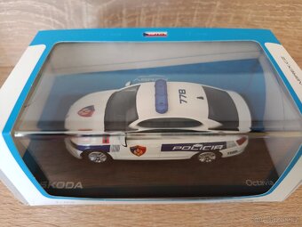 Škoda Octavia IV Policie Albánie Abrex 1:43 - 2