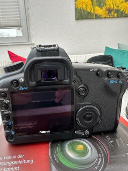 Sada Canon EOS 5D Mark II se 3 objektivy, dobrý až velmi dob - 2
