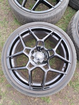Alu MM Concepts 5x114.3 R19 + Pirelli 235/35/19 - 2