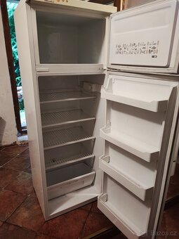 Lednice s mrazákem - 2