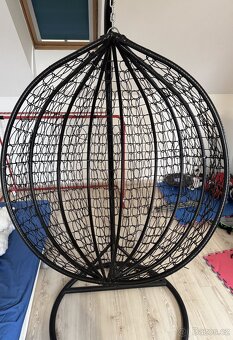 Houpací vajíčko se stojanem - 2